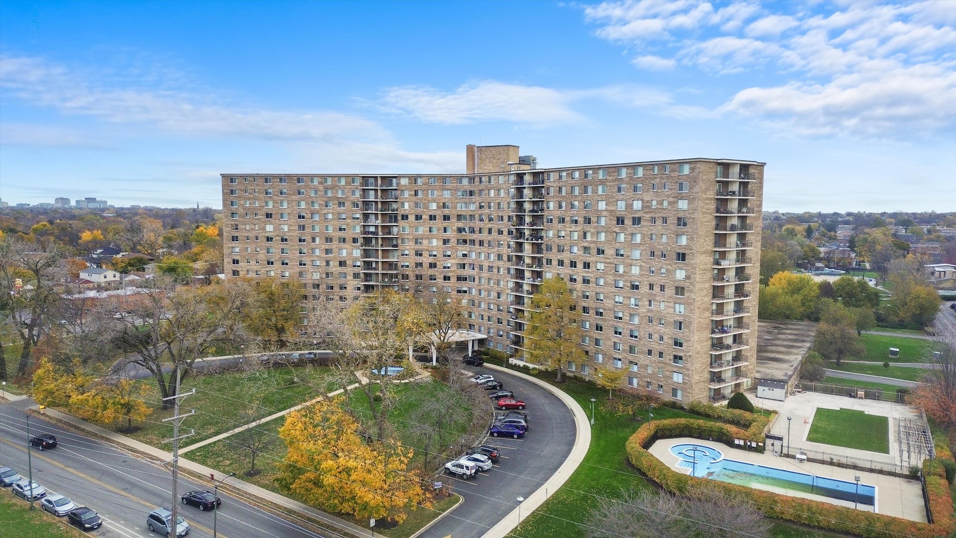 7141 N Kedzie Avenue Unit: 1212