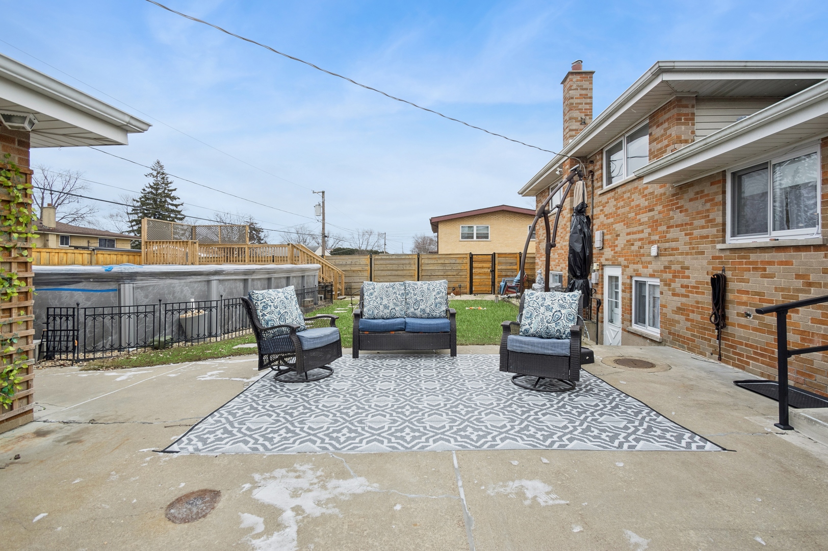 7752 Churchill Street