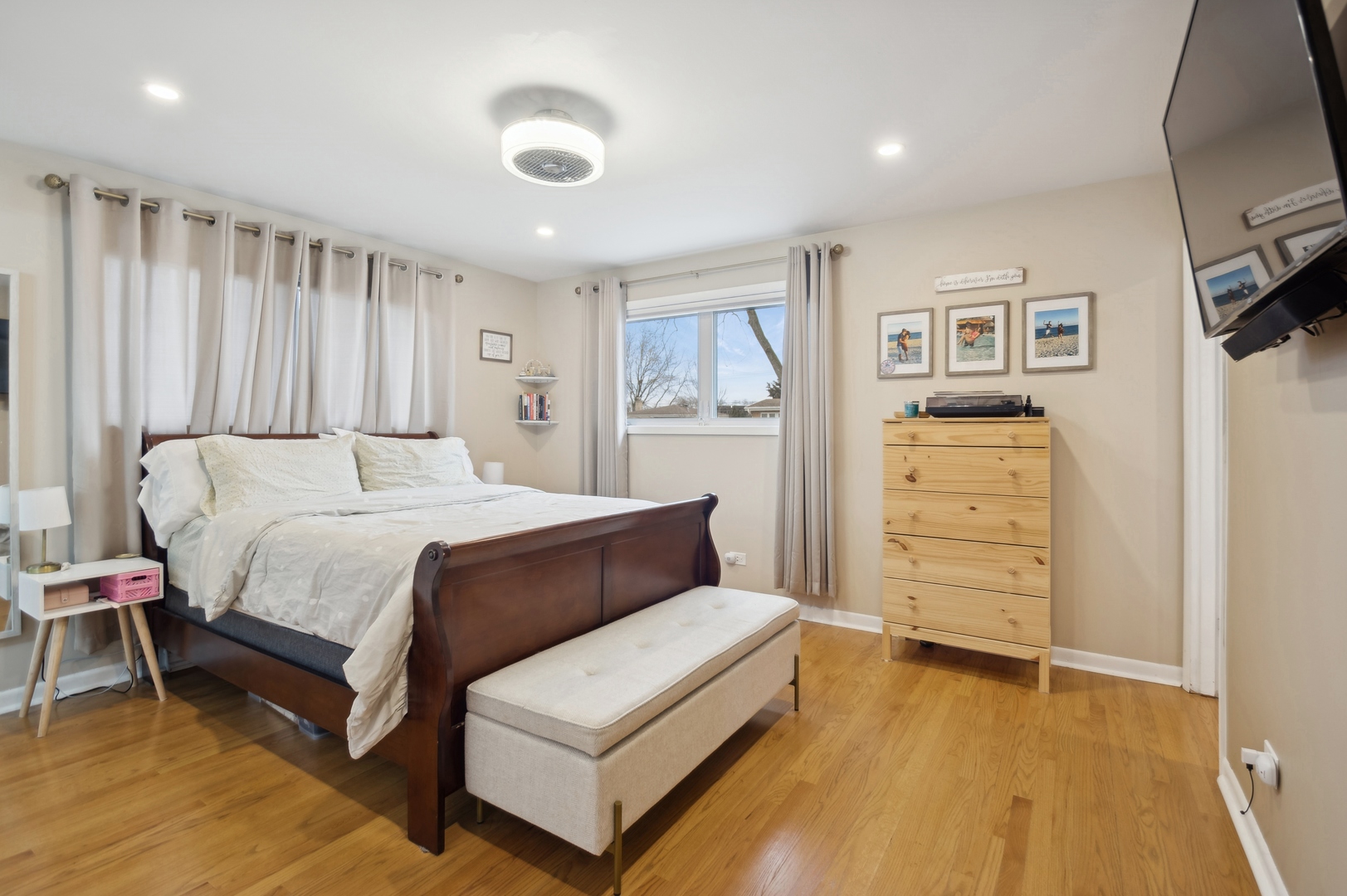 7752 Churchill Street