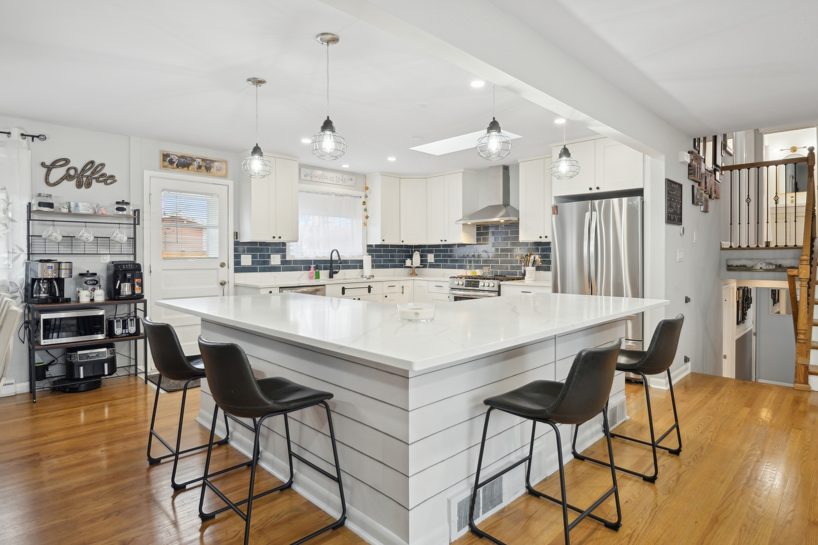 7752 Churchill Street