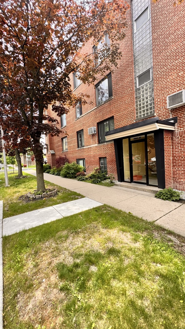 2843 W Arthur Avenue Unit: 3W