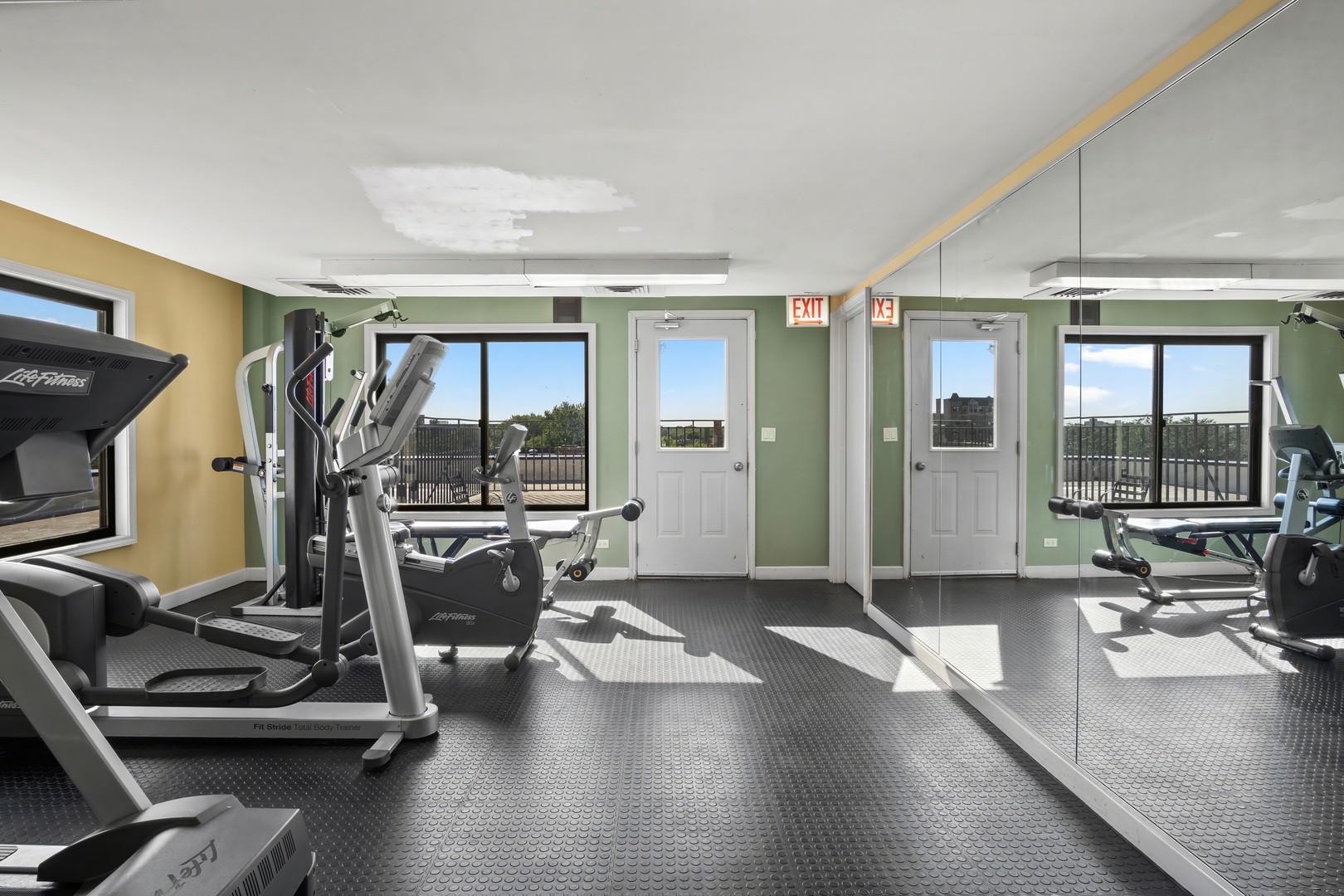 6102 N Sheridan Road Unit: 507