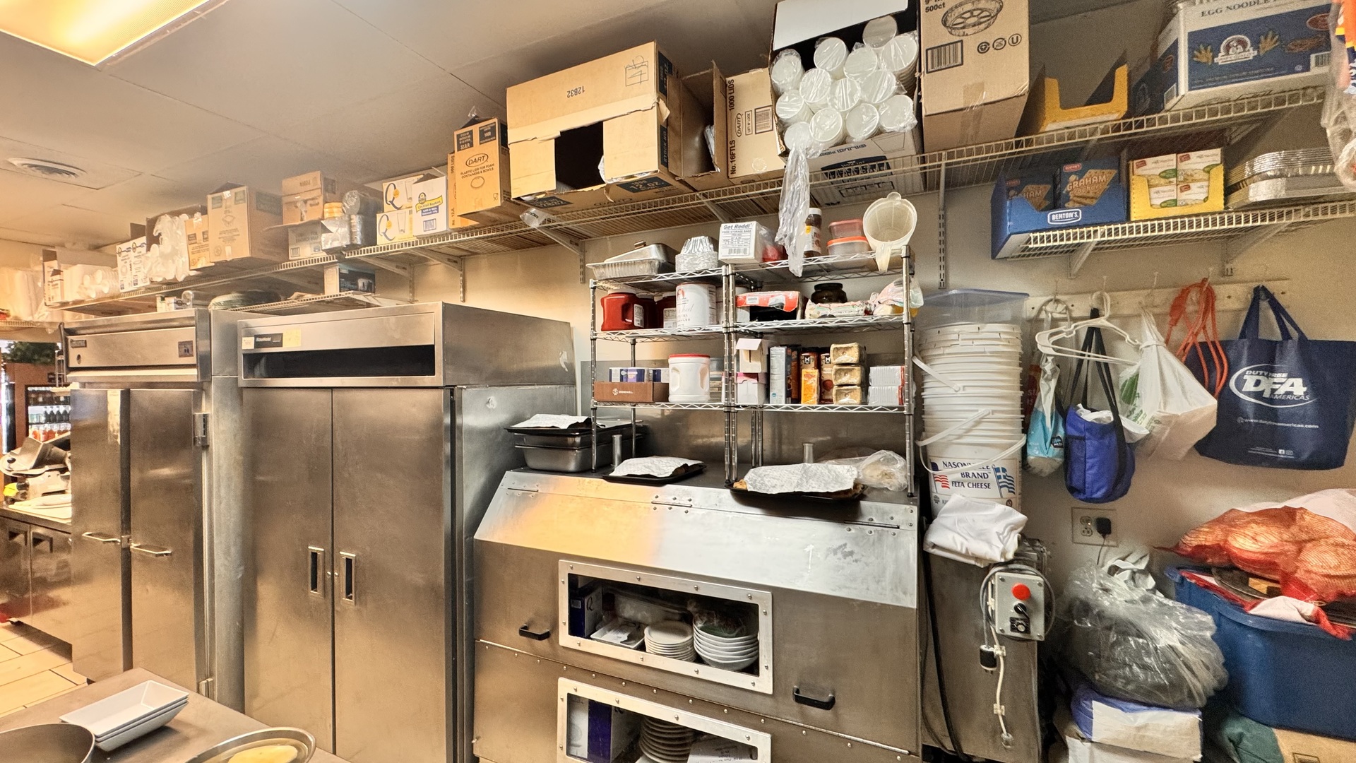 5357 N LINCOLN Avenue