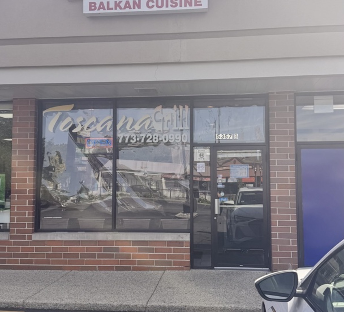 5357 N LINCOLN Avenue