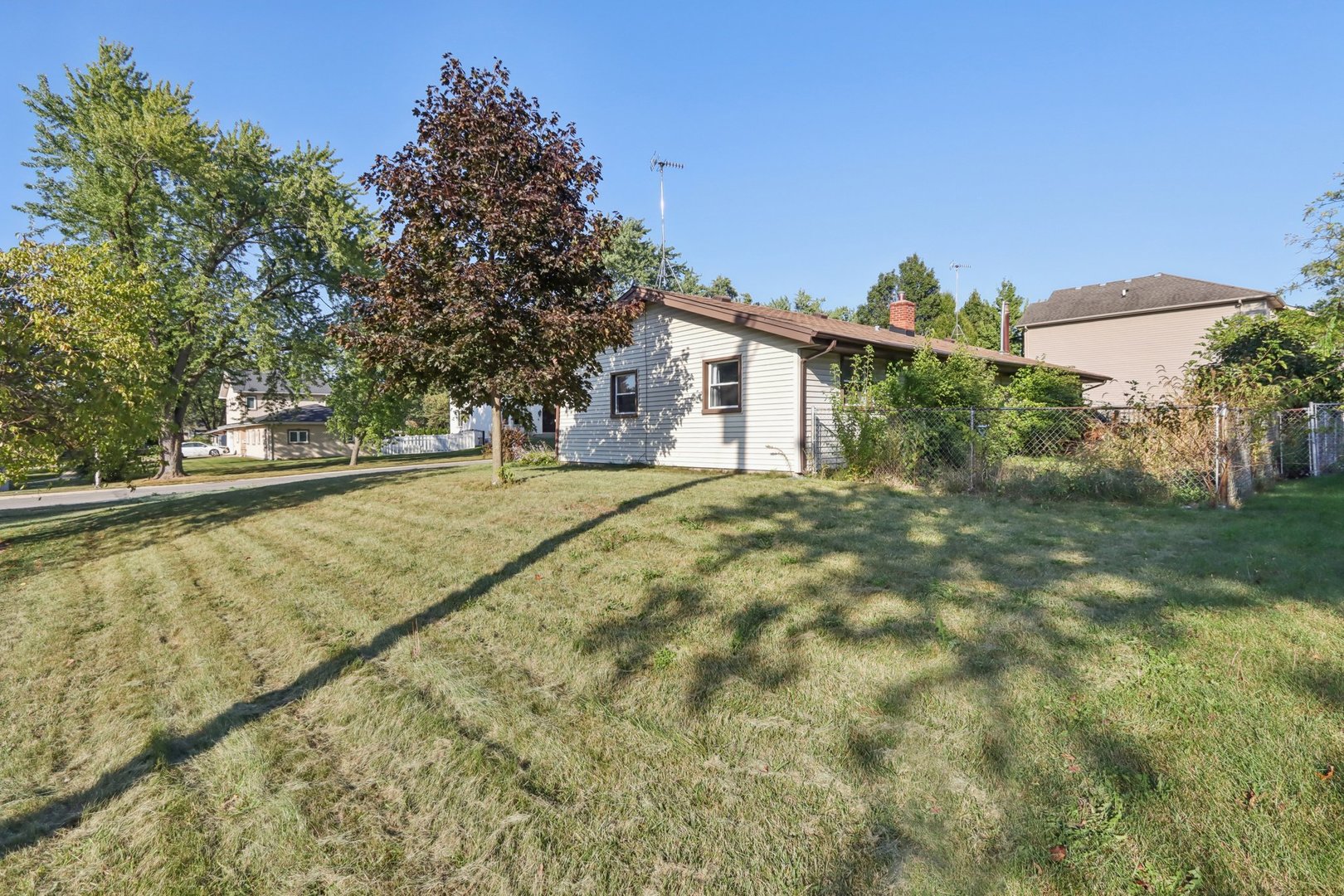 1933 Whittier Lane
