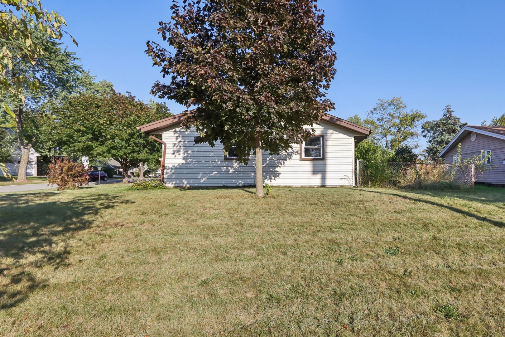 1933 Whittier Lane
