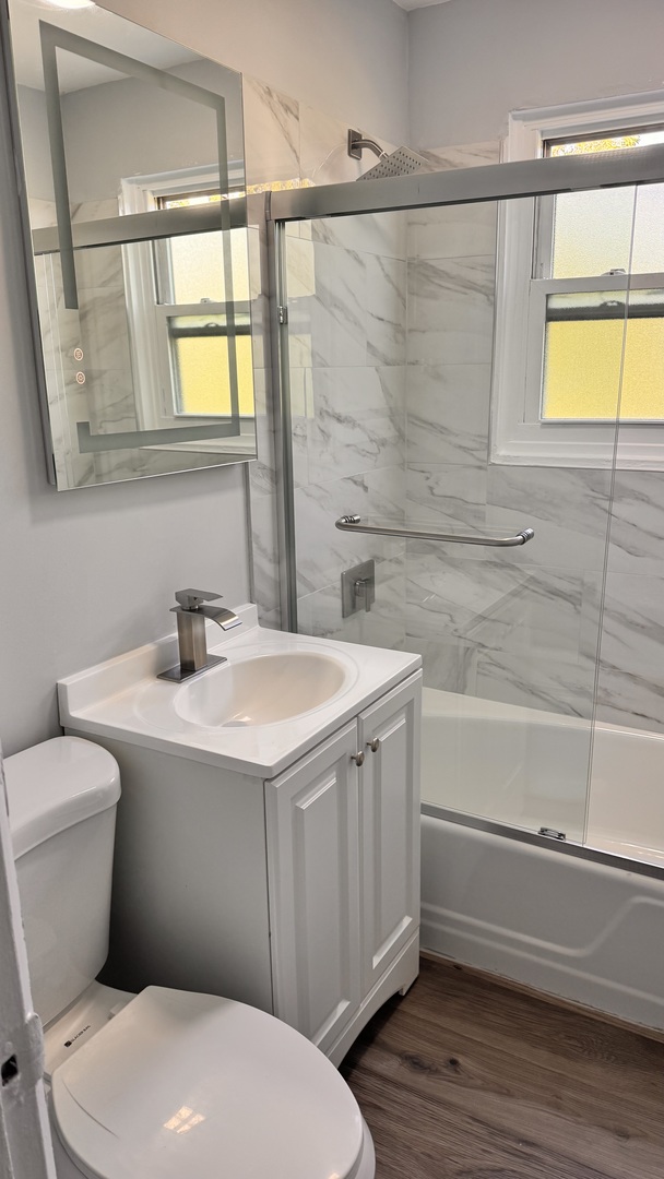 2422 W Berwyn Avenue Unit: 309