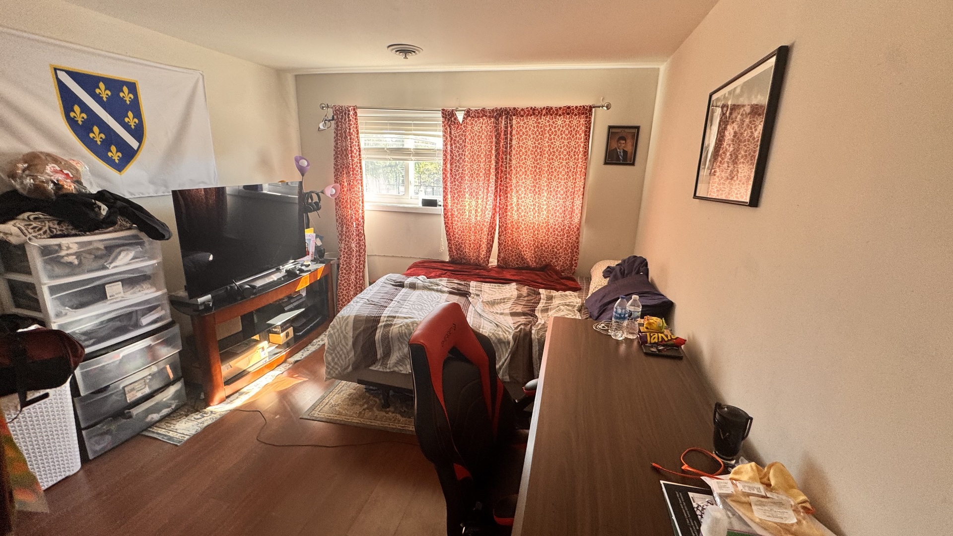 6220 N Ridge Avenue Unit: S203