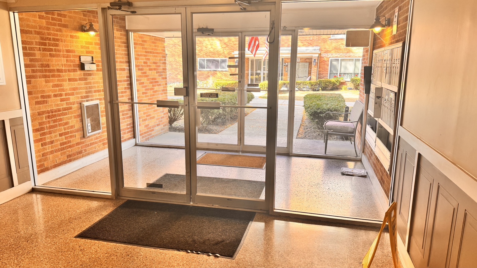 6220 N Ridge Avenue Unit: S203