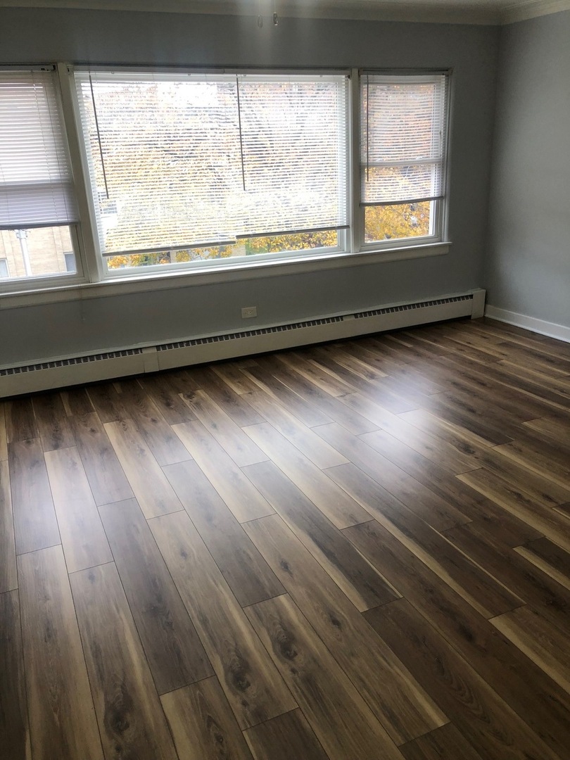 5544 N Campbell Avenue Unit: 2