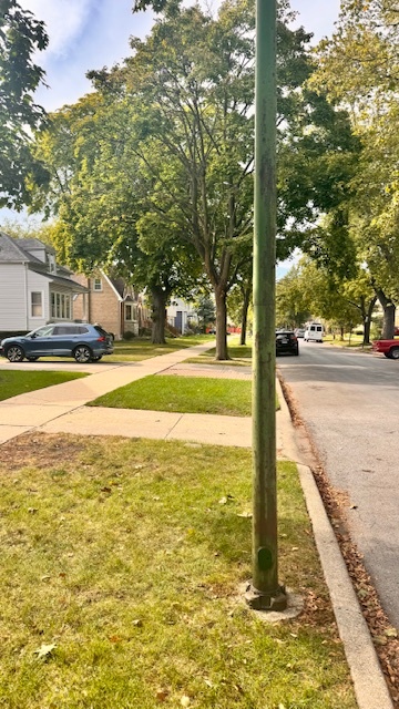 5517 W Windsor Avenue Unit: 1