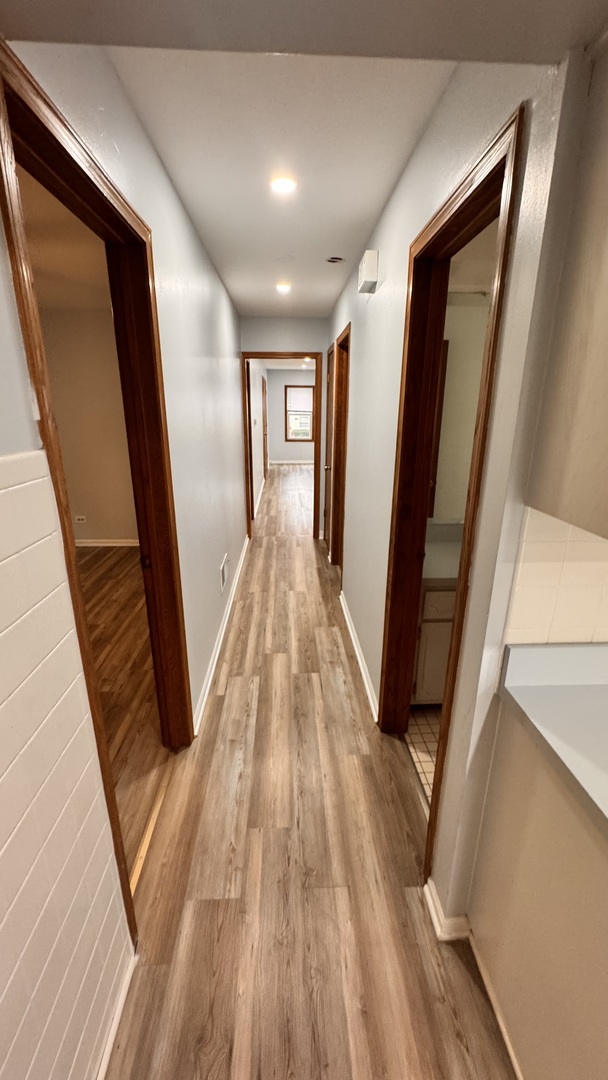 5517 W Windsor Avenue Unit: 1