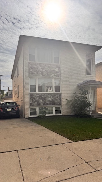 5517 W Windsor Avenue Unit: 1