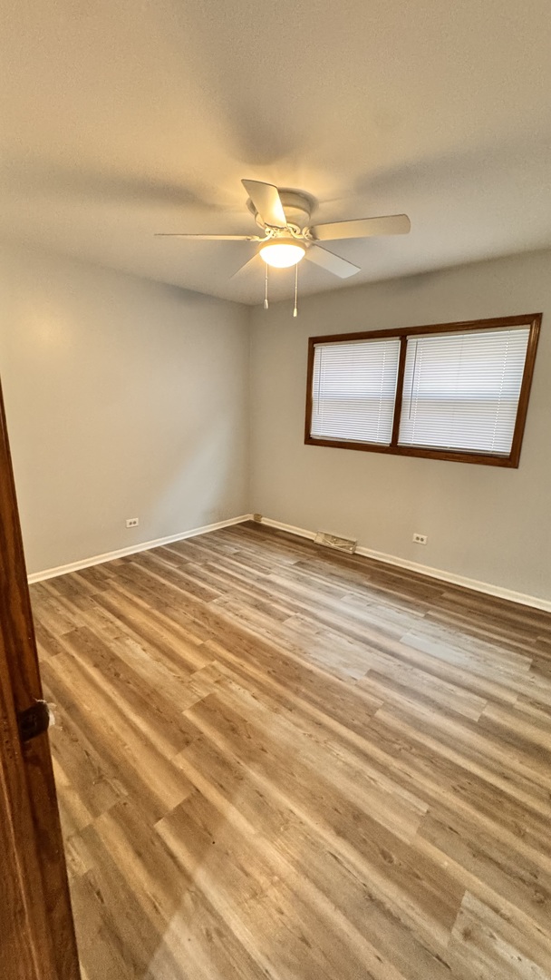 5517 W Windsor Avenue Unit: 1