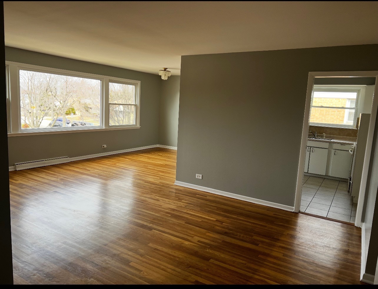 8939 N Wisner Street Unit: 2