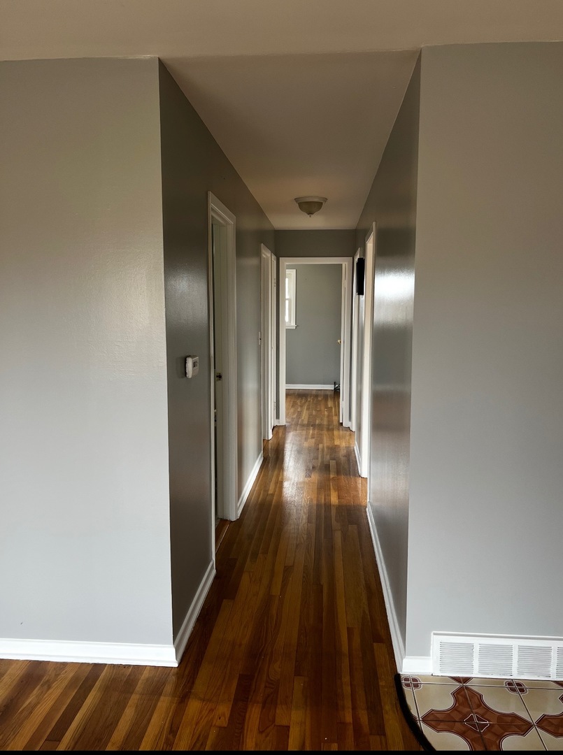 8939 N Wisner Street Unit: 2