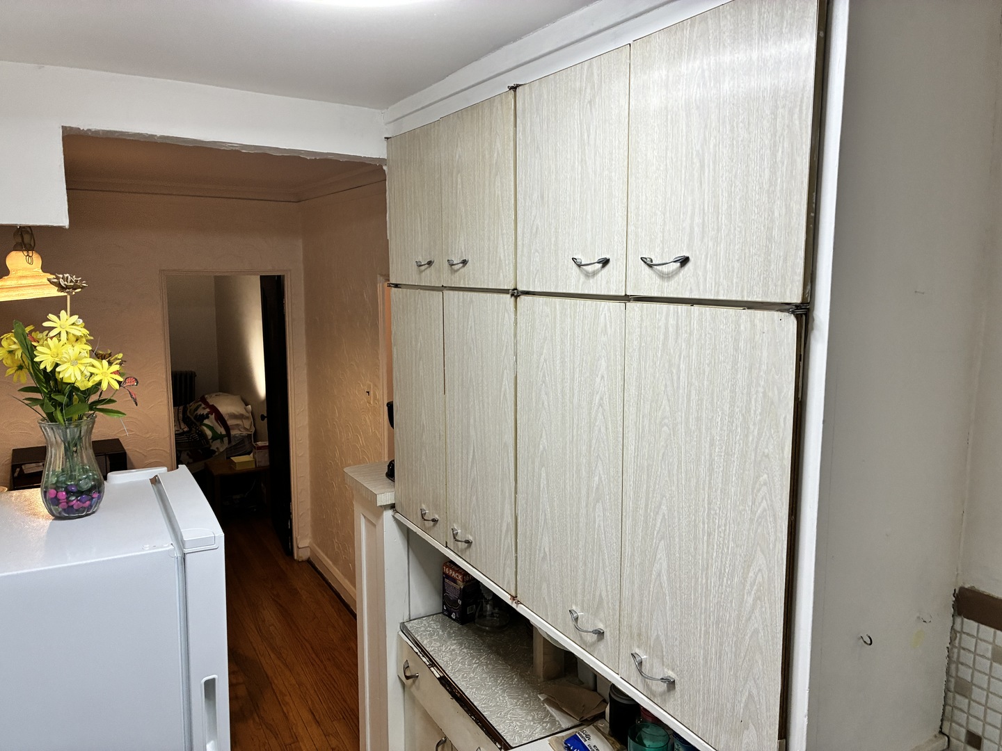 5443 N Campbell Avenue Unit: 1F