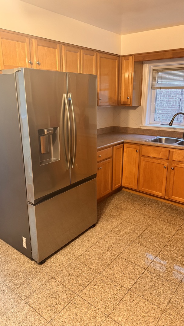 5501 N California Avenue Unit: 1N