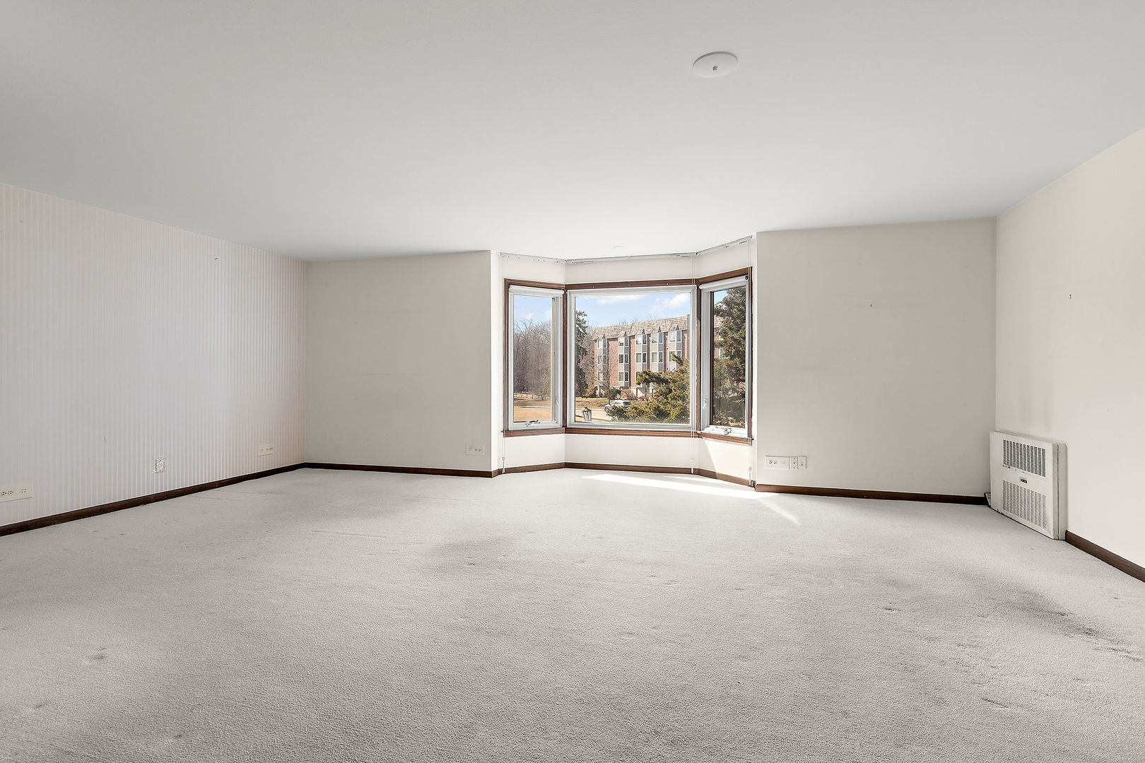 2500 Archbury Lane Unit: 1A