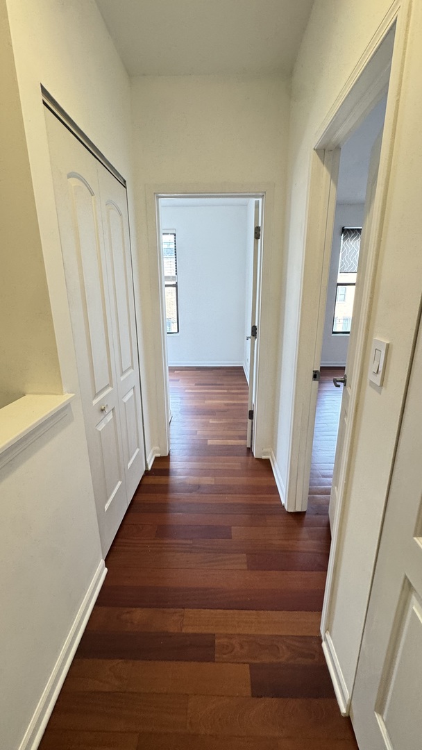 2507 N MILWAUKEE Avenue Unit: 2N