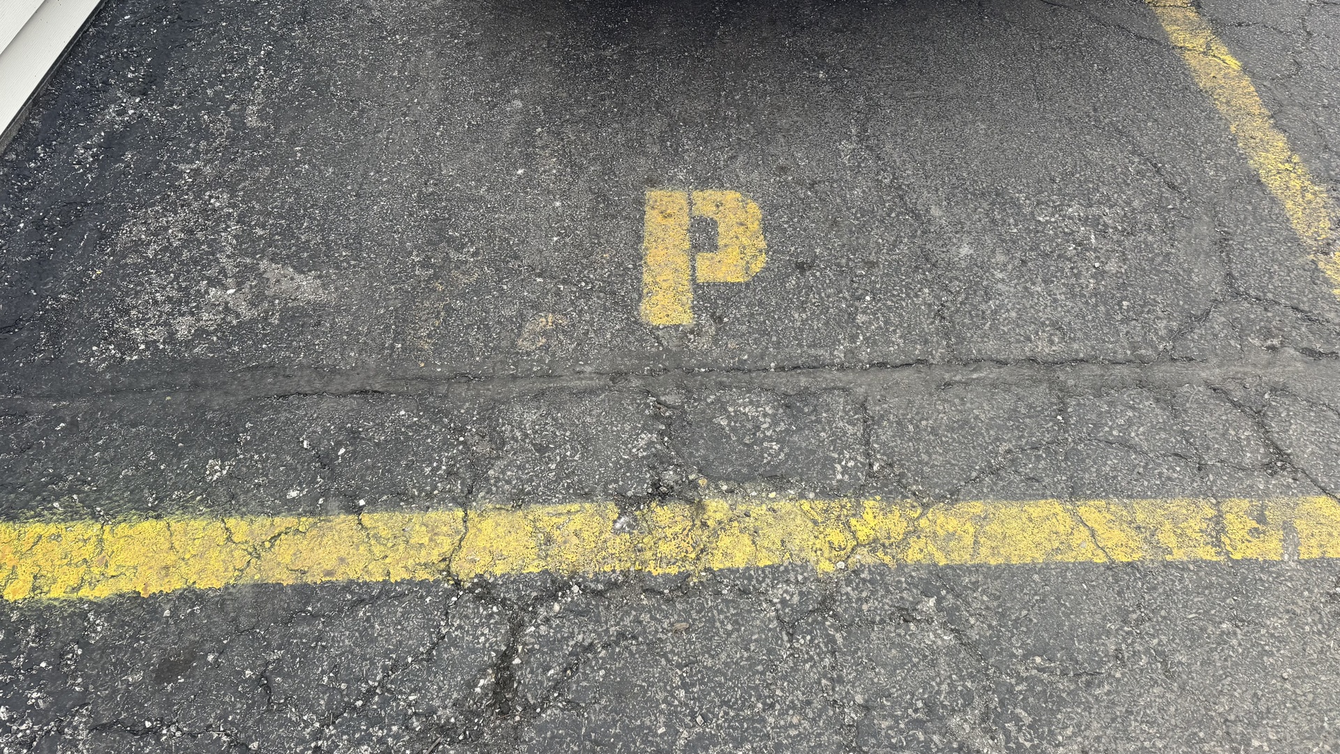 2507 N MILWAUKEE Avenue Unit: 2N