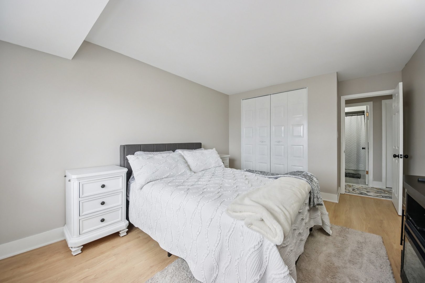 4949 Golf Road Unit: 308