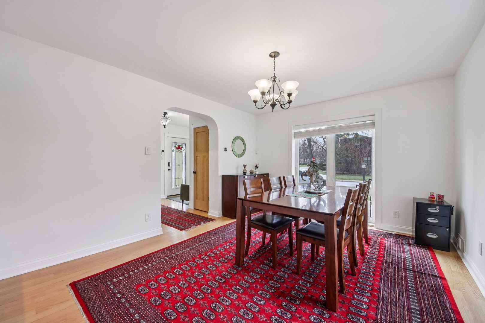 6601 N Trumbull Avenue