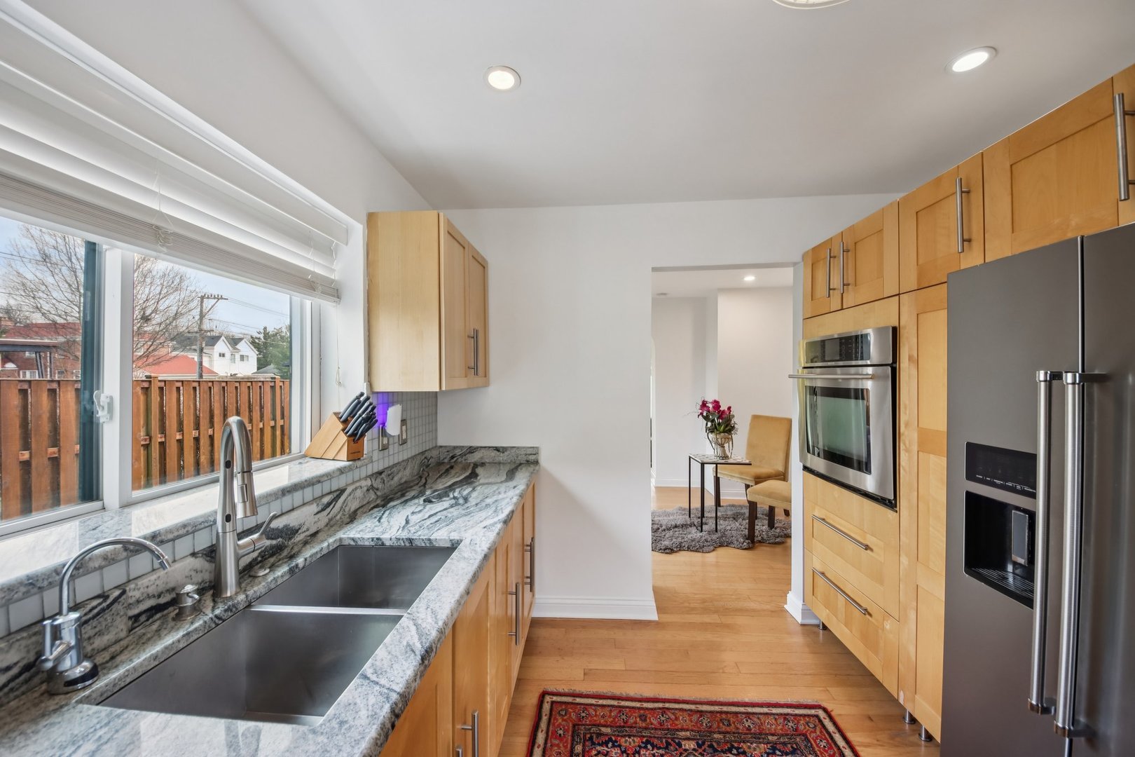 6601 N Trumbull Avenue