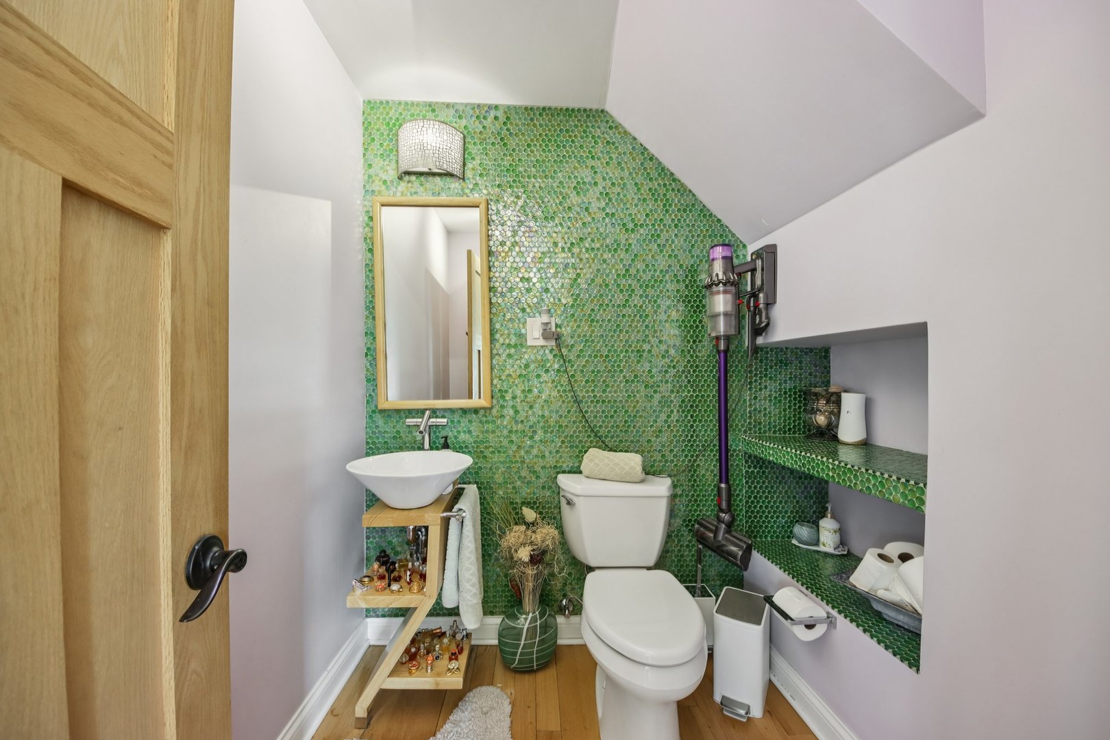 6601 N Trumbull Avenue