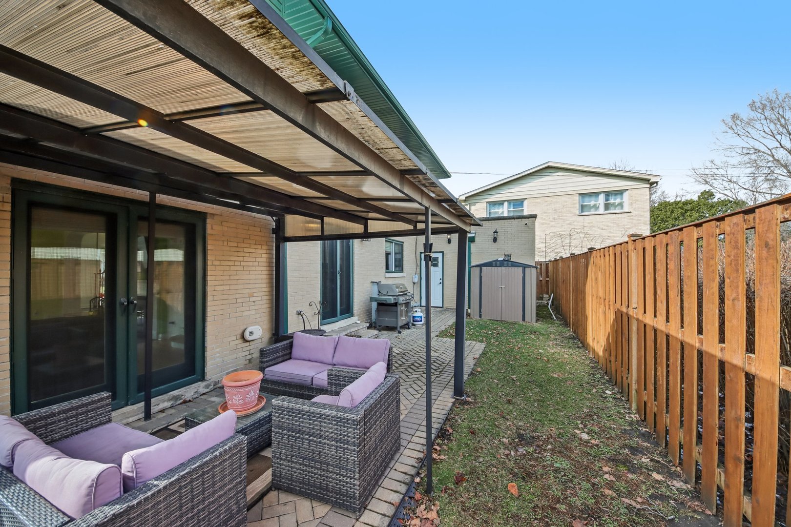 6601 N Trumbull Avenue