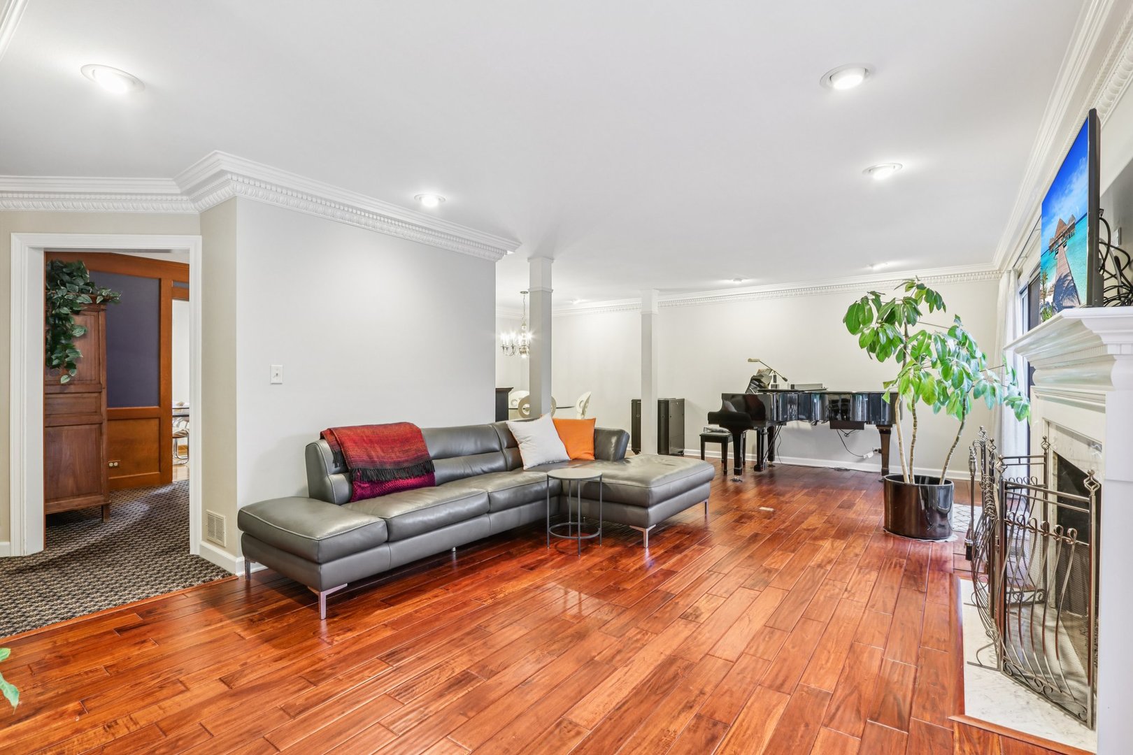 19 Landmark Avenue Unit: 19