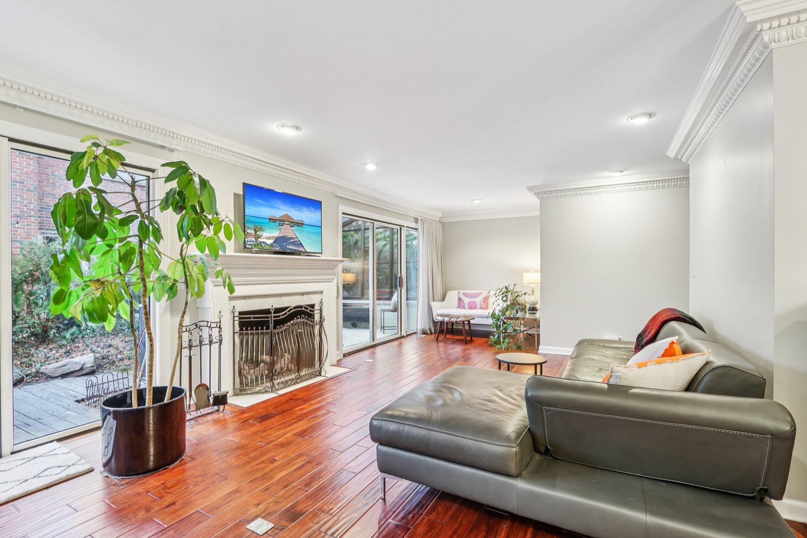19 Landmark Avenue Unit: 19