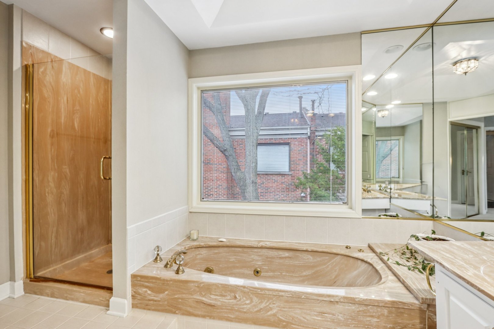 19 Landmark Avenue Unit: 19
