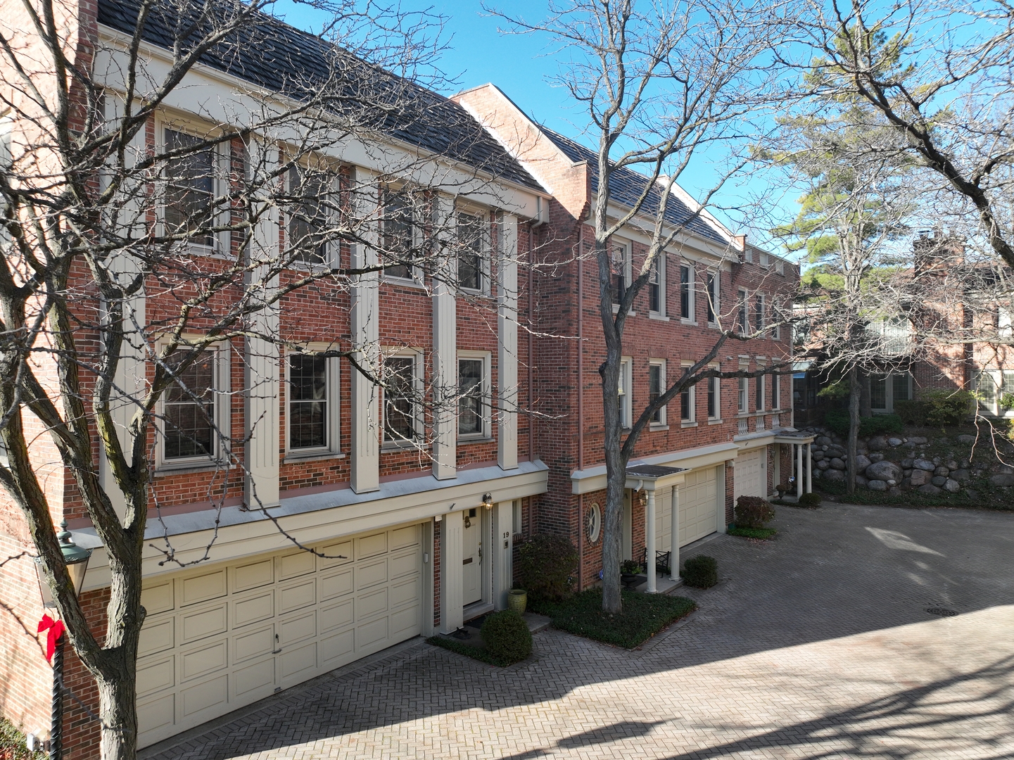 19 Landmark Avenue Unit: 19