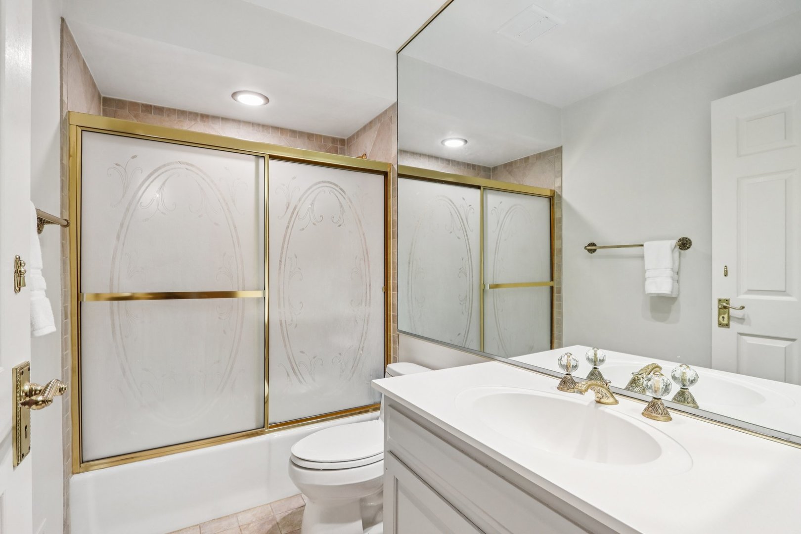 19 Landmark Avenue Unit: 19