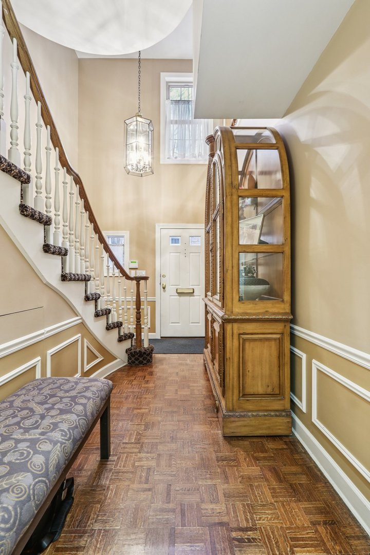 19 Landmark Avenue Unit: 19