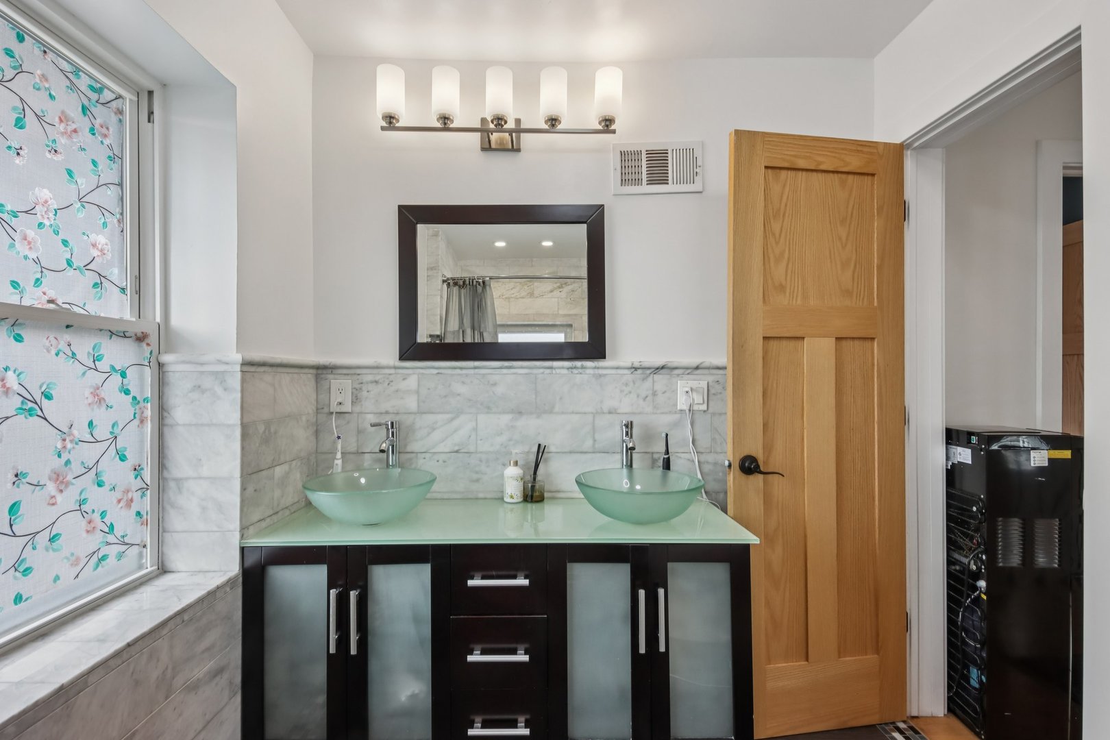 6601 N Trumbull Avenue