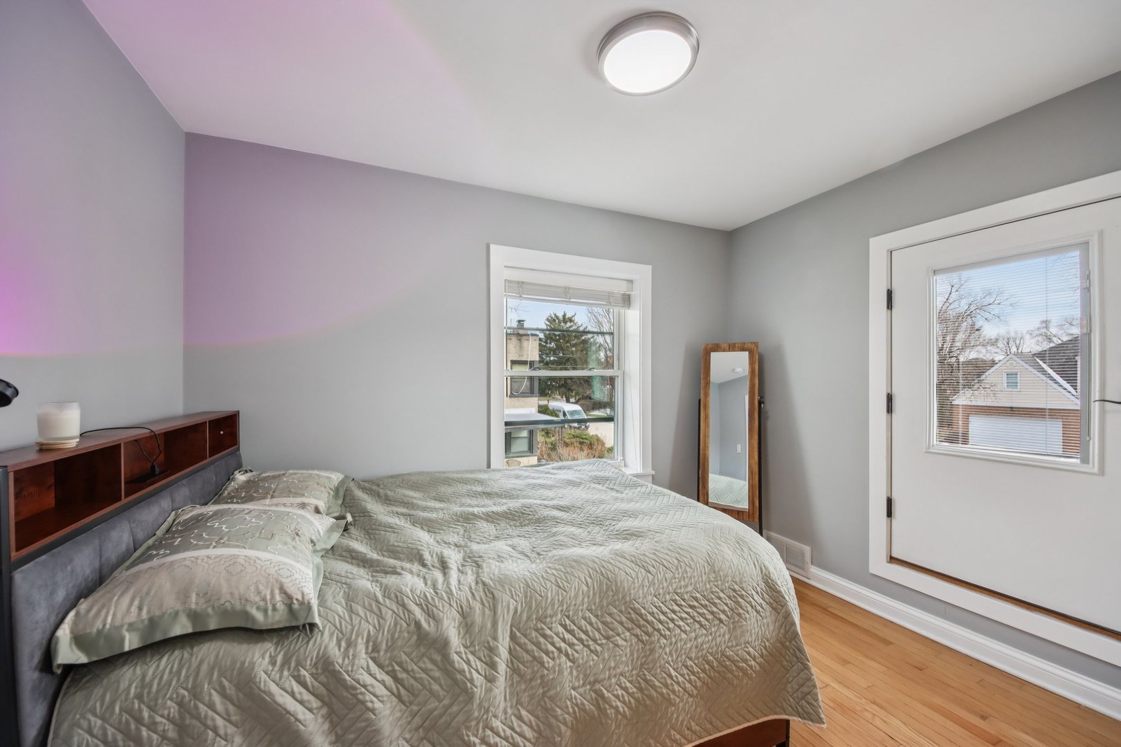 6601 N Trumbull Avenue