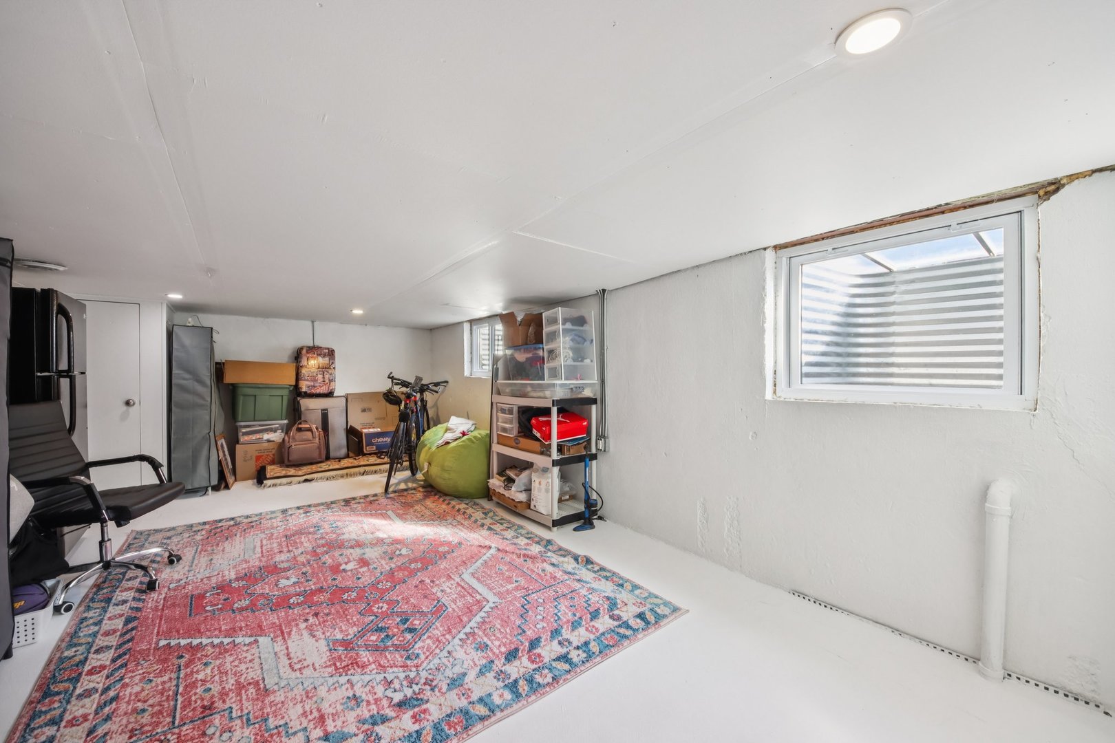 6601 N Trumbull Avenue