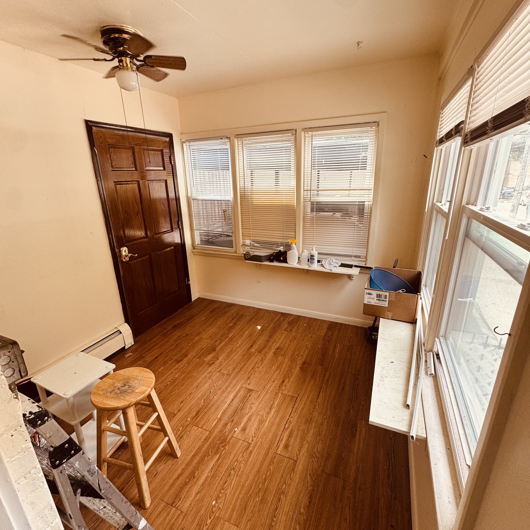 5544 N Campbell Avenue Unit: 1C