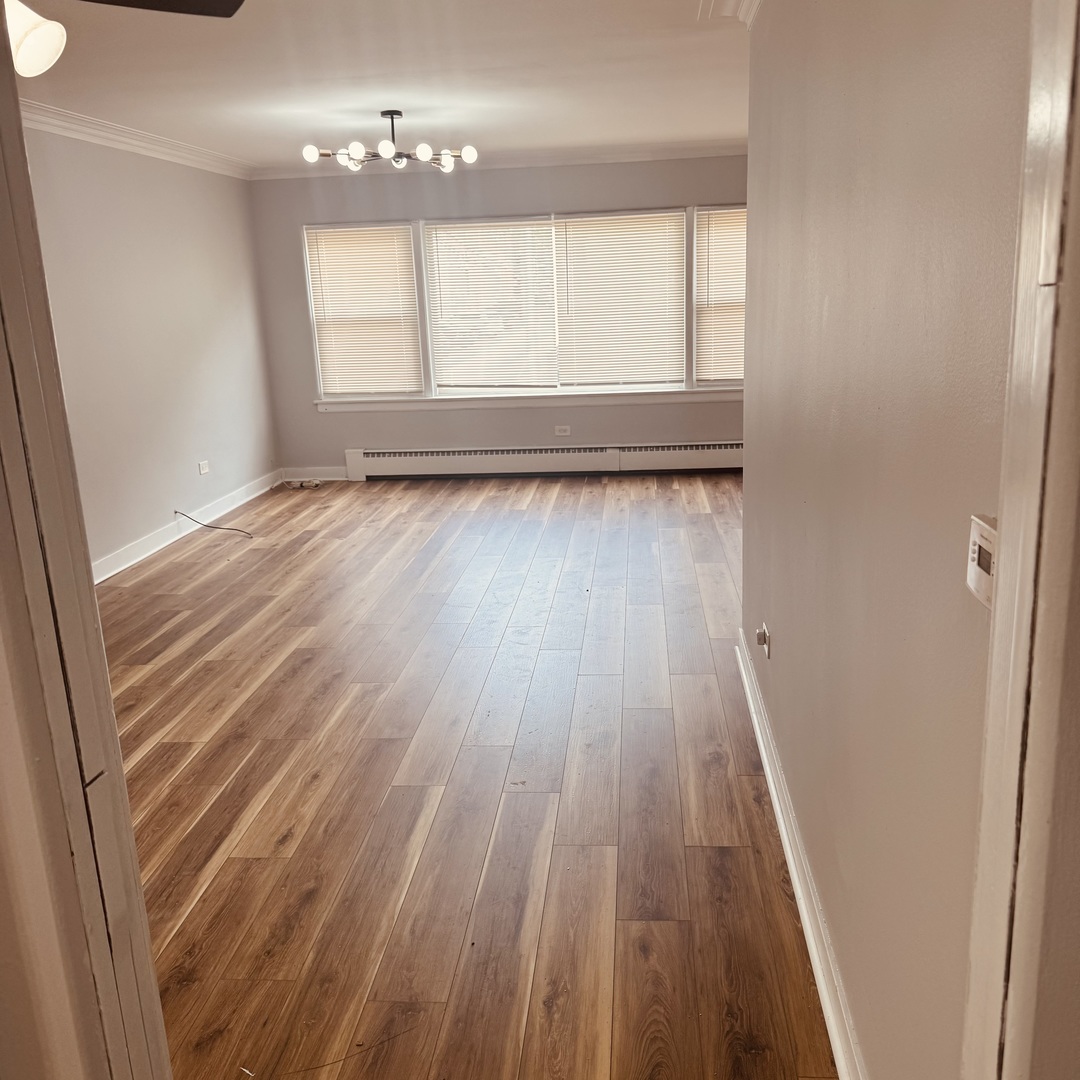 5544 N Campbell Avenue Unit: 1C