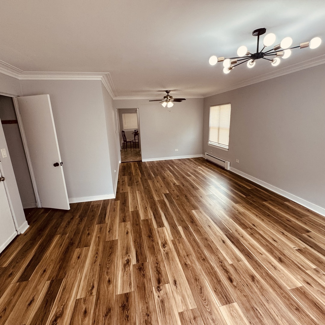 5544 N Campbell Avenue Unit: 1C