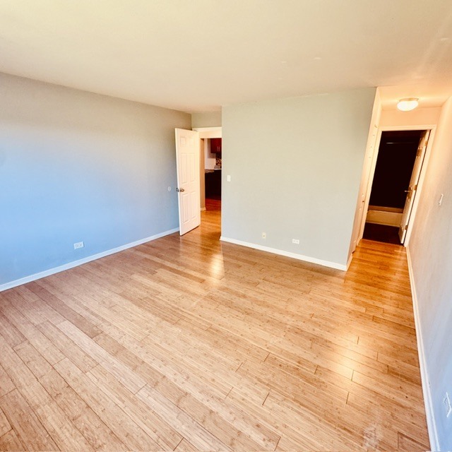 5306 N Cumberland Avenue Unit: 507