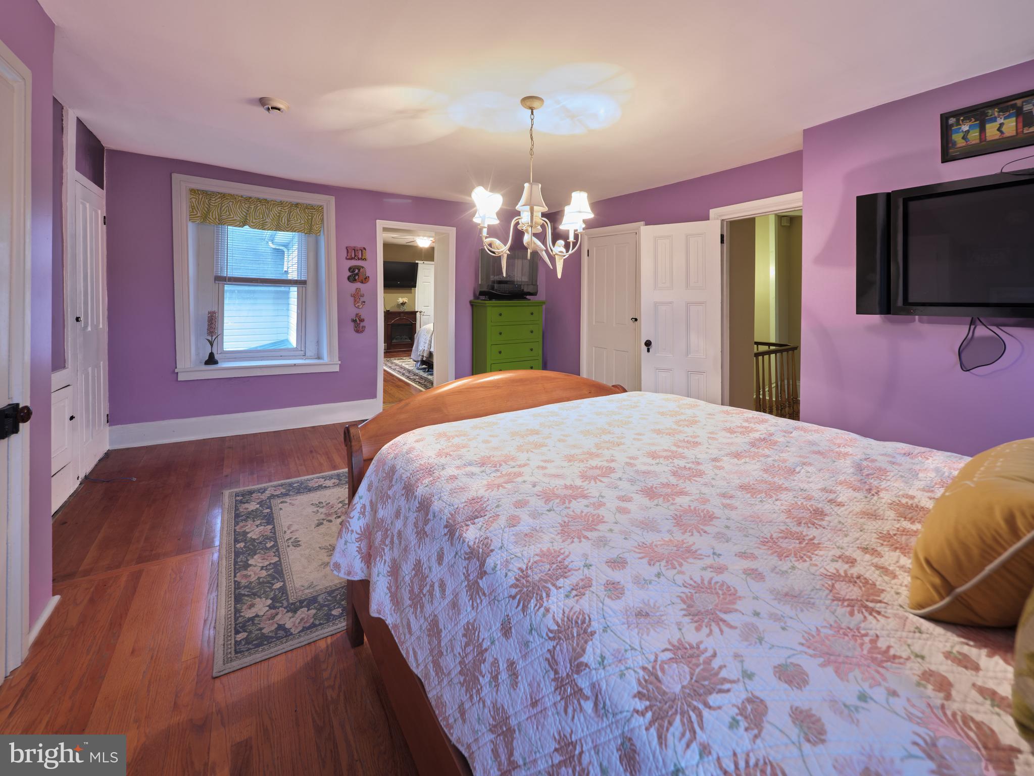 1090 Almshouse Rd