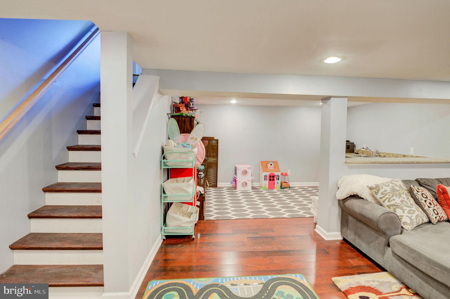 62 Countryside Dr