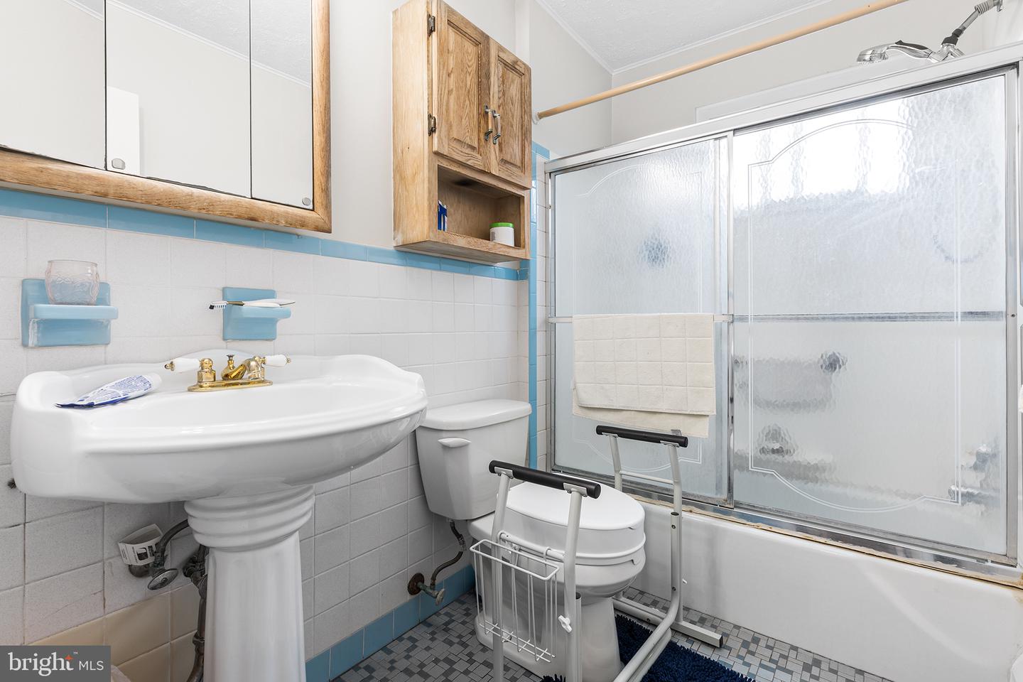 160 Rickerts Rd