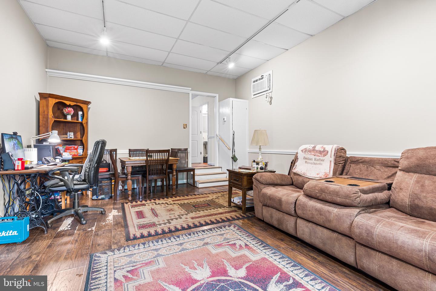 160 Rickerts Rd