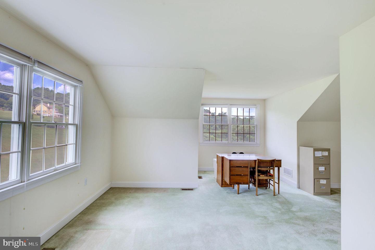 115 Countryside Dr