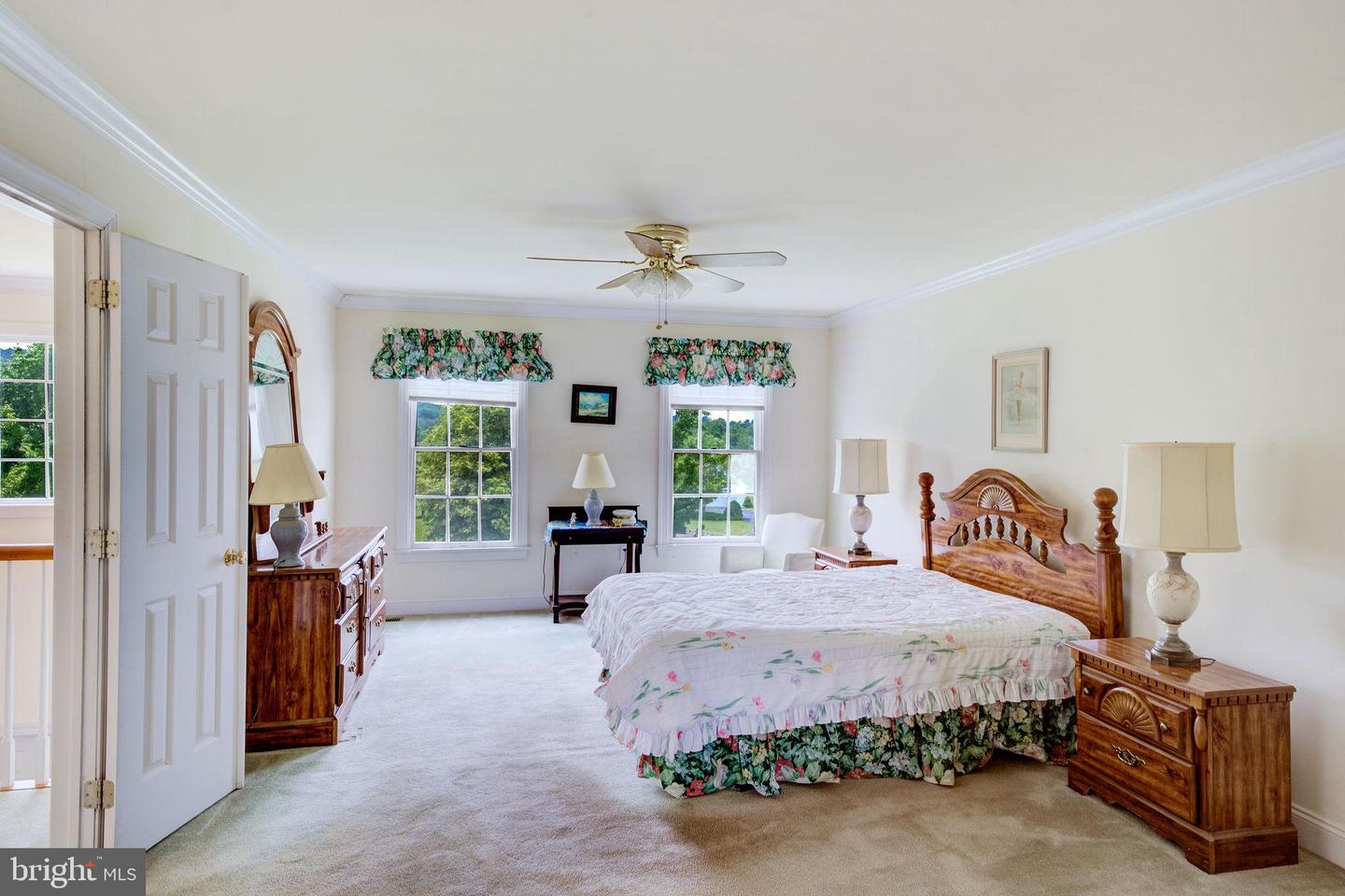 115 Countryside Dr