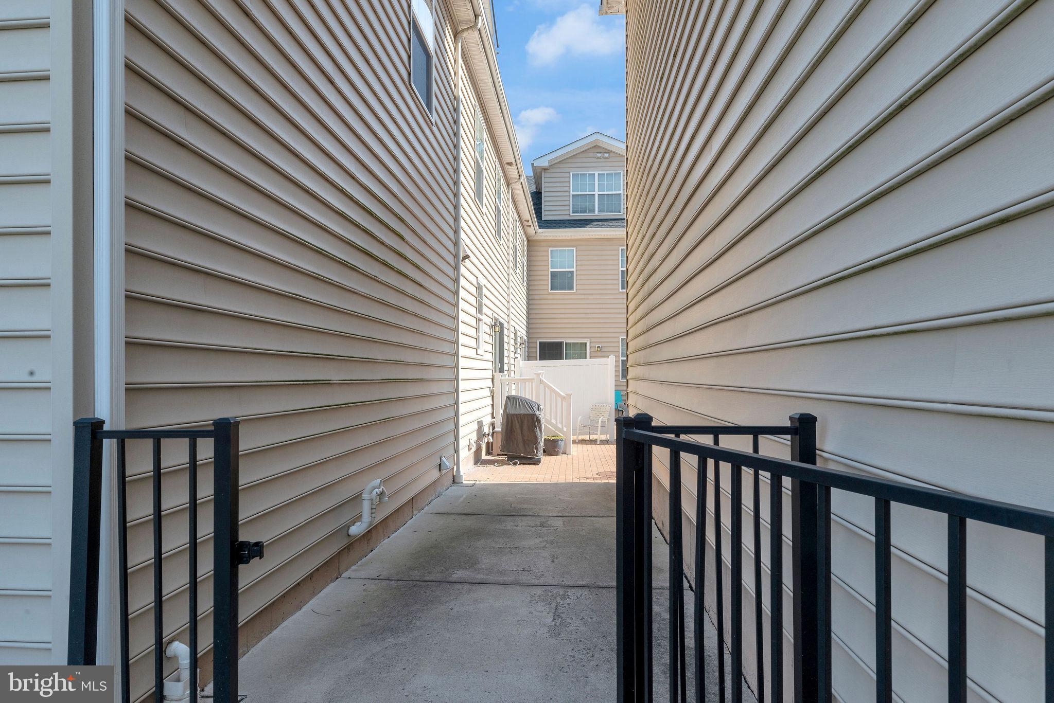 3832 William Daves Rd #3